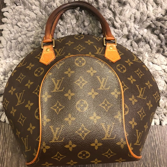 Louis Vuitton Handbags - Louis Vuitton handbag